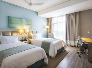 Holiday Inn Mauritius Mon Tresor by IHG