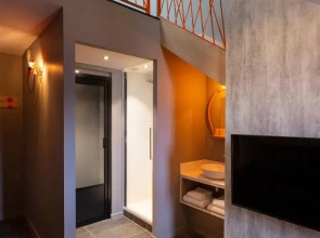 Hotel Base Camp Lodge - Bourg Saint Maurice