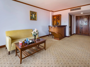 Saigon Ninh Chu Hotel & Resort