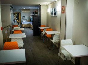 Sweet Hotel Continental