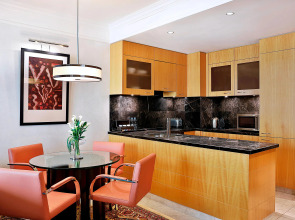 The Ritz-Carlton Residences, Dubai International Financial Centre