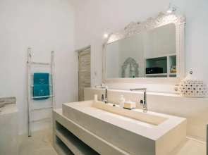 Villa Gili Bali Beach