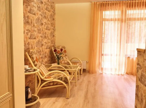 Тиссен Хаус