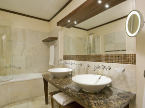 Mamaison Le Regina Boutique Hotel