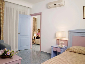 Отель Eva Beach