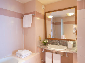 Starhotels Business Palace