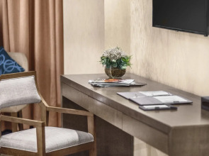 Golden Phoenix Hotel - Manila