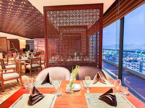 Sai Gon Ha Long Hotel