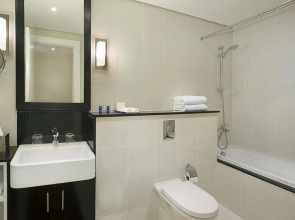 DAMAC Maison Cour Jardin