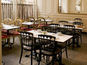 Отель Peyris Opera