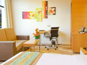 Отель Prideinn Azure Nairobi