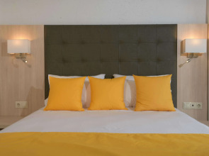 Aristoteles Holiday Resort & Spa