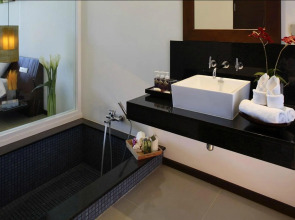 Two Villas Holiday Oxygen Style Bangtao Beach