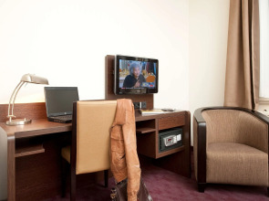 Best Western Dam Square Inn