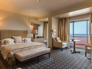 Отель Royal Savoy