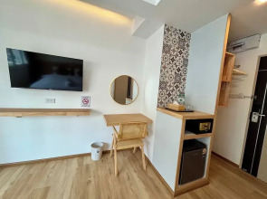 Charm Hostel at Pratumnak