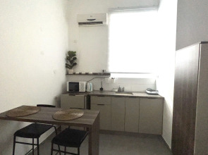 Ha-Carmel Market Apartment