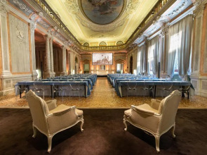 Отель Monaco & Grand Canal