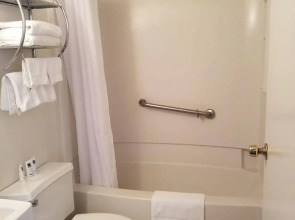 The Constitution Inn