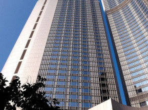 Four Seasons Hotel Hong Kong