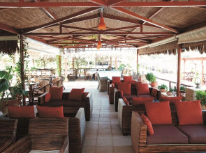 Niriides Beach Hotel