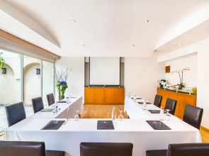 Eurostars Zona Rosa Suites