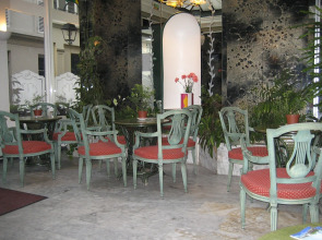 WHO - Windsor Hotel Opera