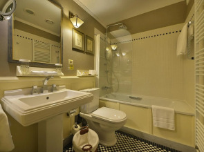 Marrol's Boutique Hotel