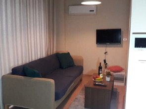 Fi Homes - Adults Only