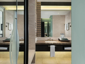 Pullman Bali Legian Beach