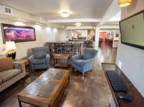Grand Canyon Hotel & Suites