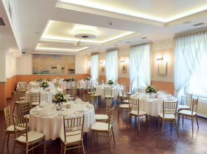 Отель Radisson Hotel Old Town Riga