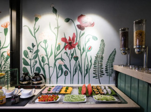 Asian Ruby Center Point Hotel