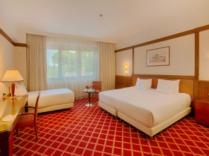 NH Roma Villa Carpegna