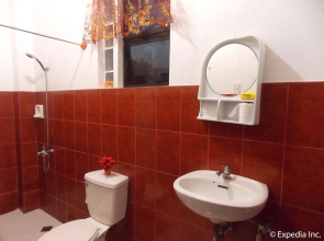 Maxvir Inn Beach Resort