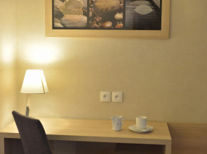 Hotel Renoir*** Paris Montparnasse