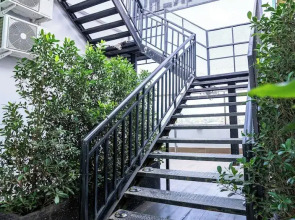 The Square Kampot Hotel