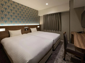 Отель The B Namba-Kuromon