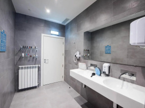 The Central House Porto Ribeira - Hostel