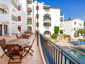 Flipflop Surfing Playa Apartments