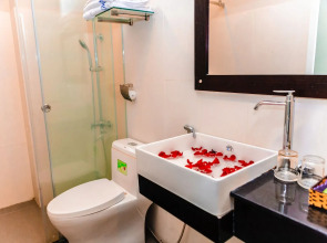 Cosmos Hotel Nha Trang