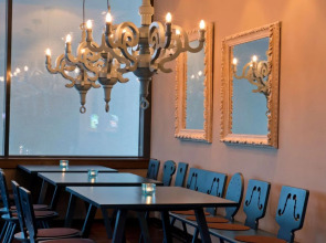 Motel One Salzburg - Mirabell