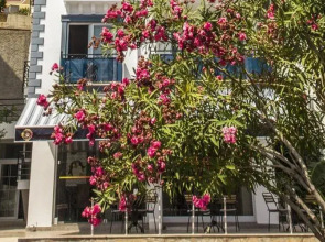 Dekatria Rooms & Aparts