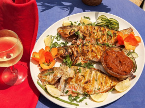 Le Relax Hotel and Restaurant