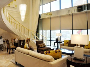 Golden Nugget Las Vegas Hotel & Casino