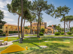 Macdonald Leila Playa Resort