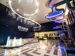 Seabed Grand Hotel Phuket