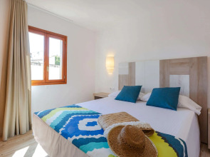 Flipflop Surfing Playa Apartments