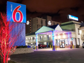 Motel 6 Elizabeth, NJ - Newark Liberty Intl Airport