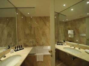 Hotel Acquaviva del Garda